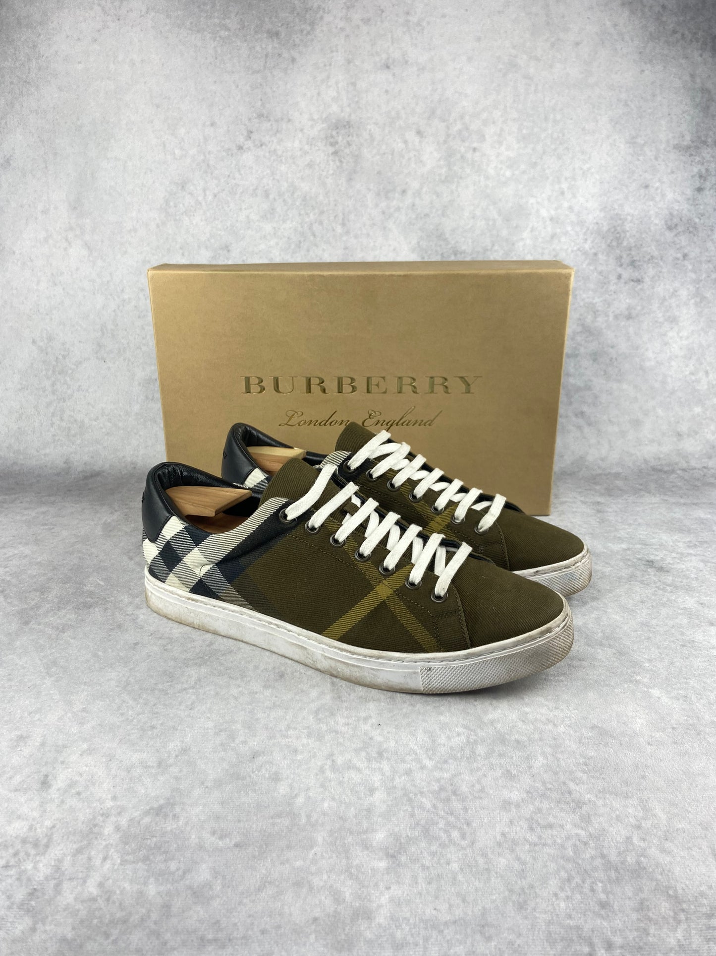 Burberry checked sneaker