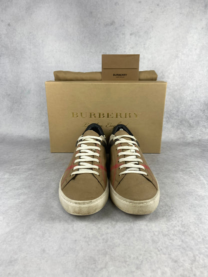 Burberry checked sneaker