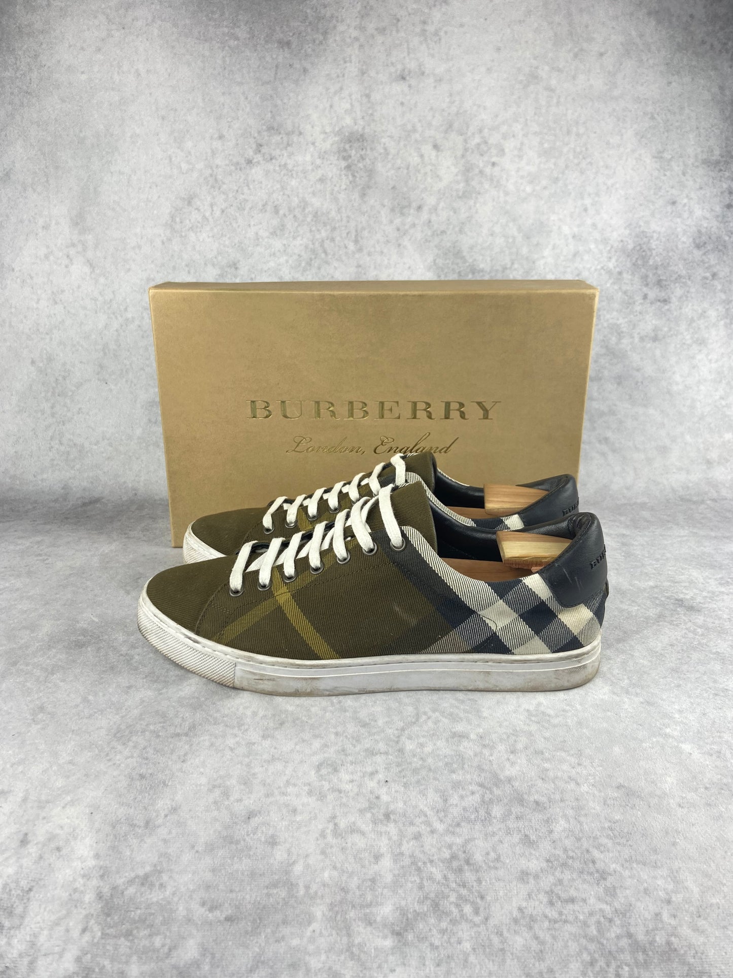 Burberry checked sneaker